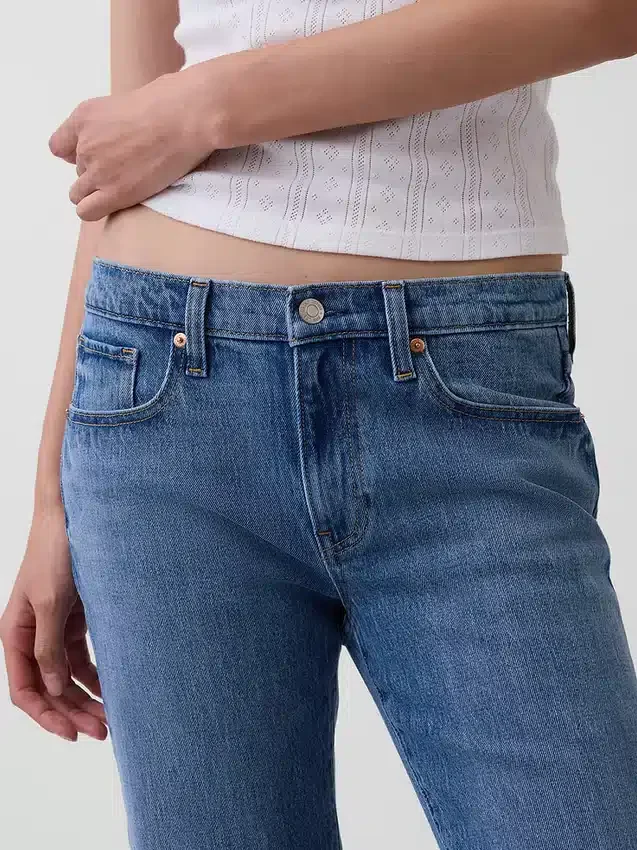 Mid Rise Relaxed Boot Jeans