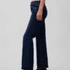 Mid Rise Relaxed Straight Jeans