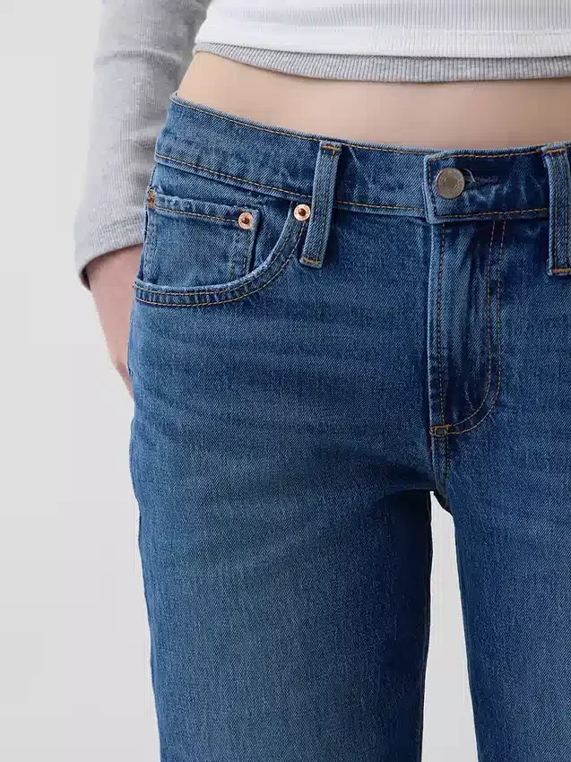 Mid Rise Relaxed Straight Jeans
