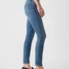 Mid Rise True Skinny Jeans