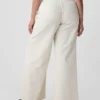 Mid Rise Ultrasoft Baggy Jeans