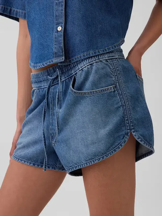 Mid Rise Ultrasoft Denim Easy Dolphin Shorts