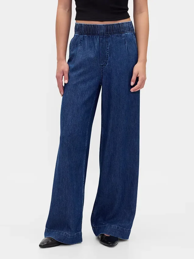 Mid Rise Ultrasoft Pleated Baggy Jeans