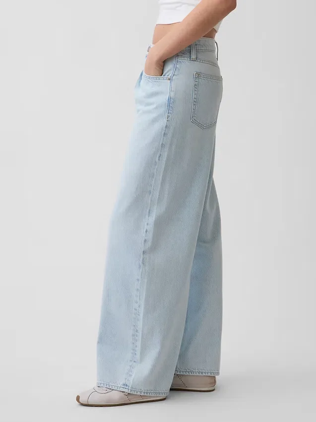 Mid Rise Ultrasoft Pleated Baggy Jeans