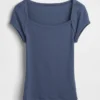Modern Square-Neck Crop T-Shirt