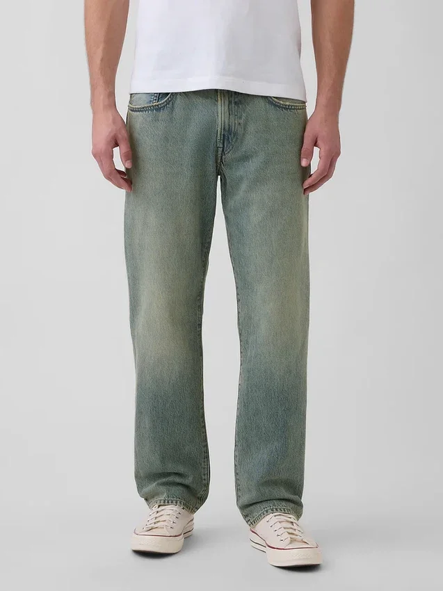 Relaxed Straight Jeans