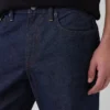 Relaxed Straight Jeans