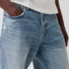 Relaxed Straight Jeans