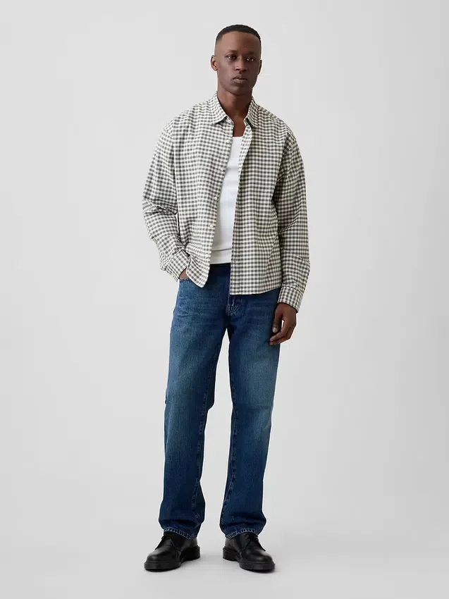 Relaxed Straight Jeans