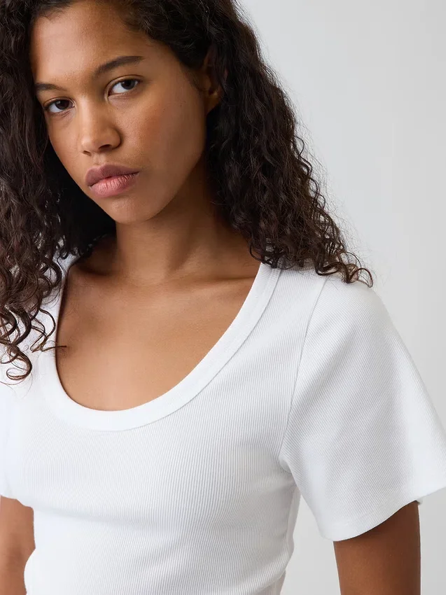 Rib Scoop T-Shirt
