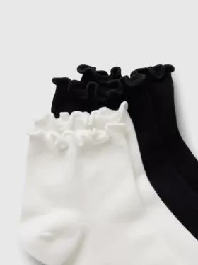 Ruffle-Trim Ankle Socks (2-Pack)