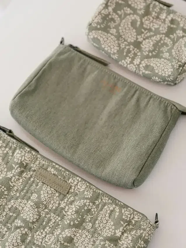 Sazan X Jujube 3 Piece Pouch Set