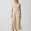 Scoop Neck Maxi Dress