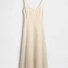 Scoop Neck Maxi Dress