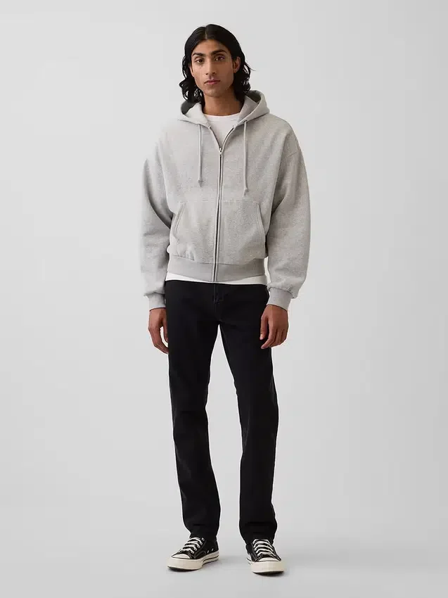 Straight Jeans