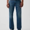 Straight Jeans