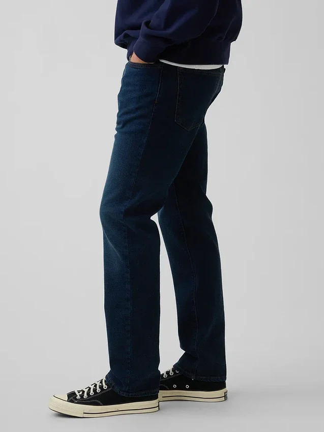 Straight Jeans
