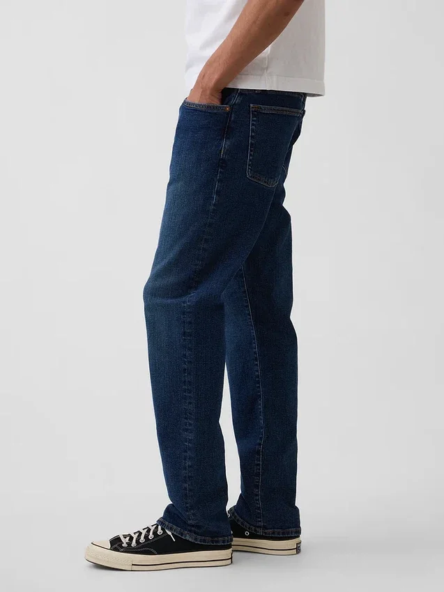 Straight Jeans