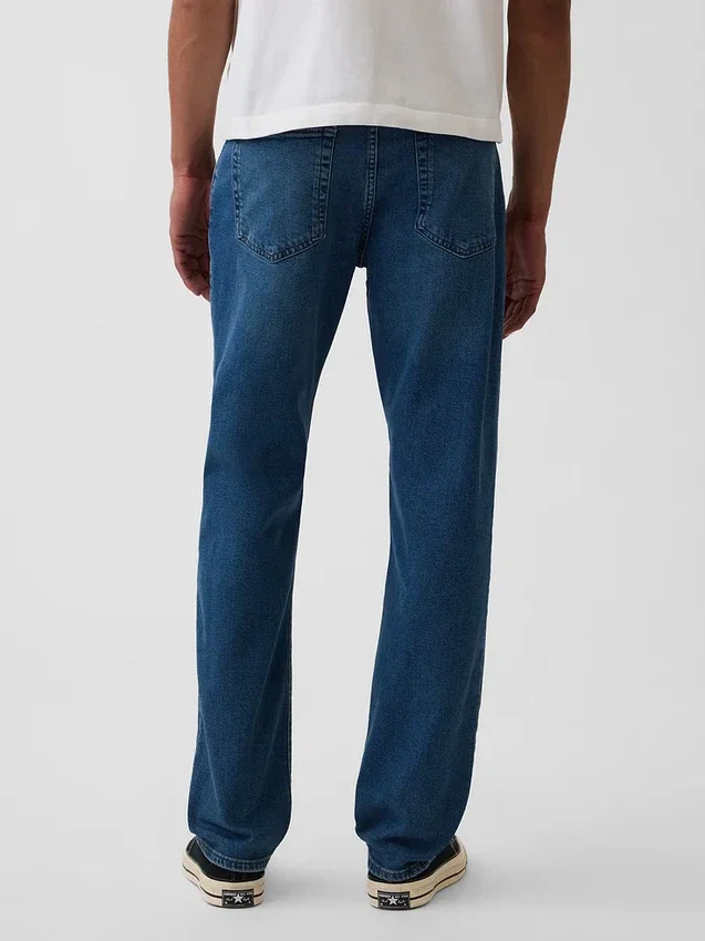 Straight Jeans