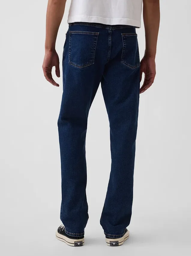 Straight Jeans