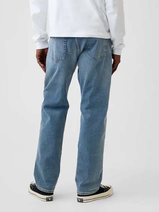 Straight Jeans