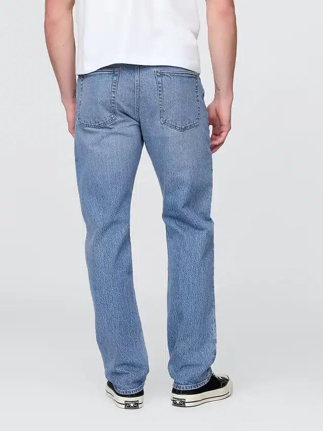 Straight Jeans