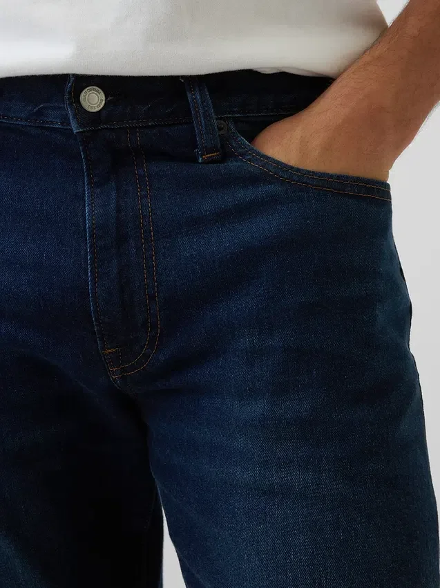 Straight Jeans
